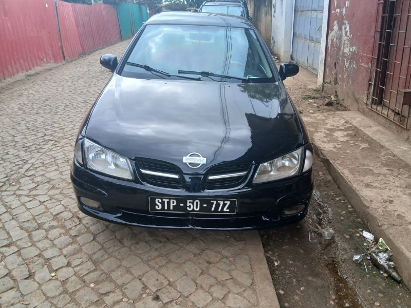 Carro ligeiro NISSAM ALMERA